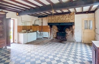 Historický objekt na predaj Lasseube, Nouvelle-Aquitaine, Kuchyňa