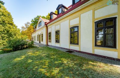 Kaštieľ na predaj Rakovec nad Ondavou, Košický kraj, Pohľad zboku