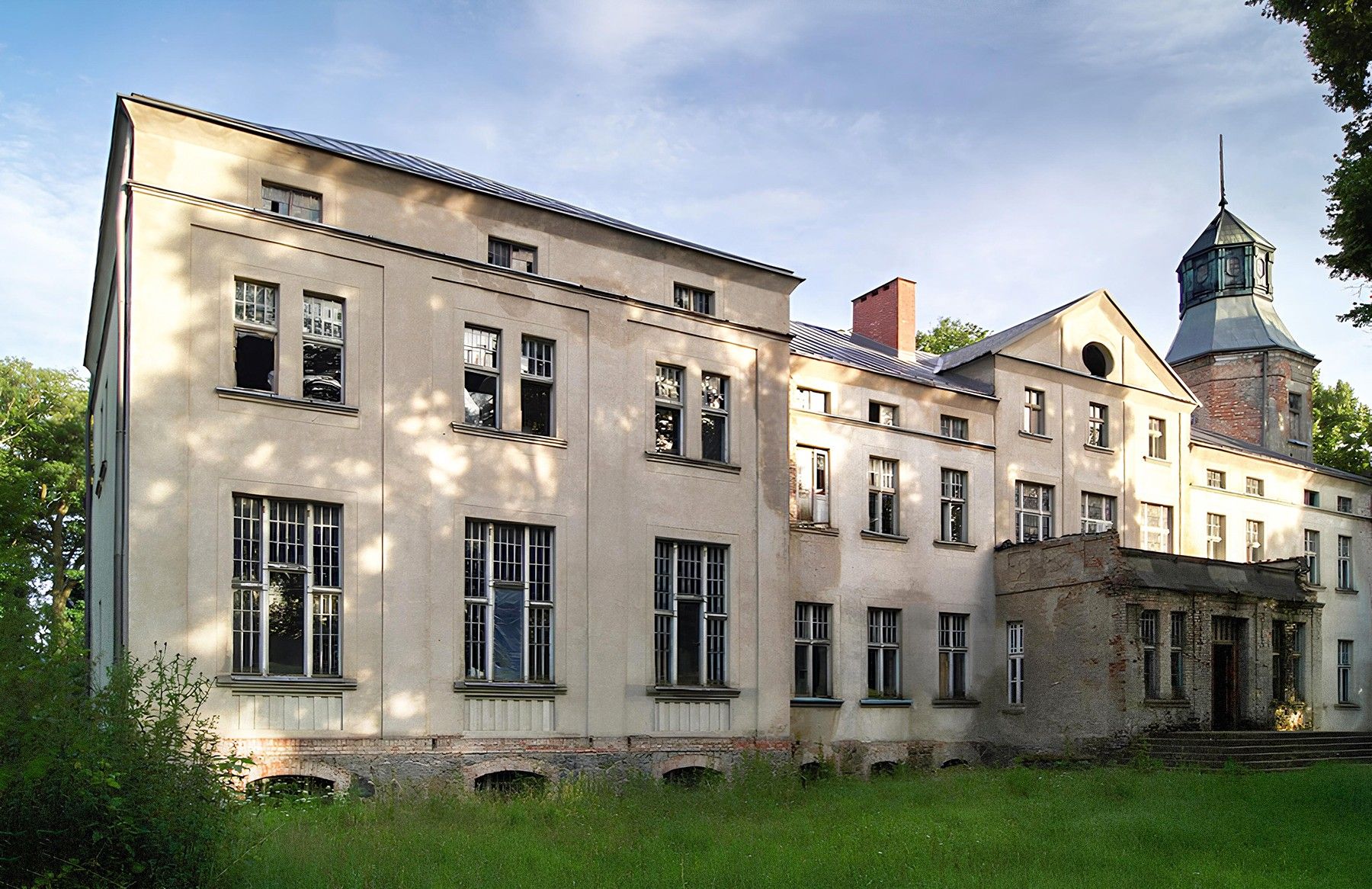 Fotky Żelmowo: Kaštieľ s historickým interiérom v Západnom Pomoří