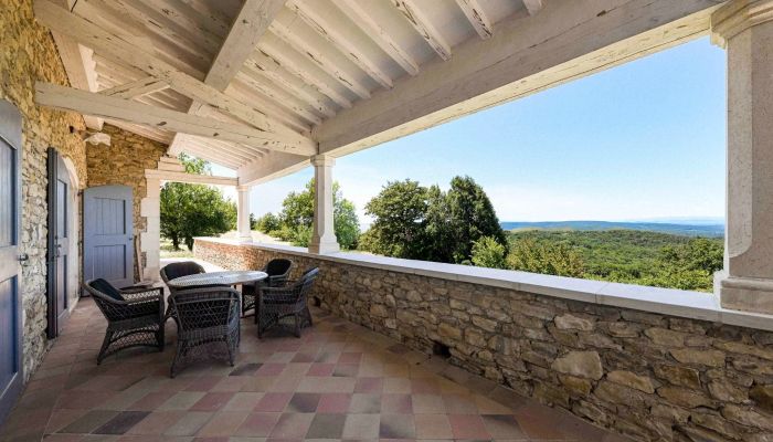 Historický objekt na predaj Uzès, Occitanie,  Francúzsko