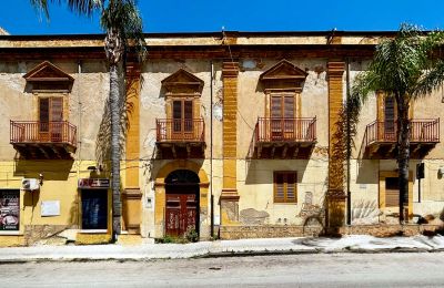 Mestský palác Ribera, Sicilia