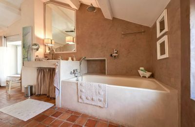 Historická nehnuteľnosť na predaj Goudargues, Occitanie, Obrázok 17/21