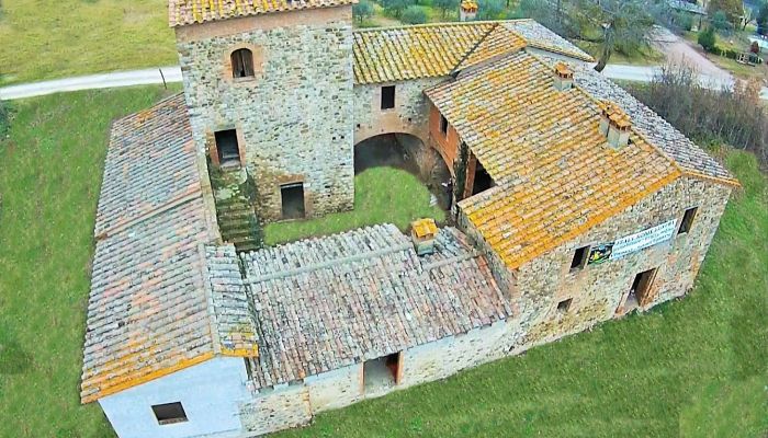 Veža na predaj 06055 Marsciano, Umbria,  Taliansko