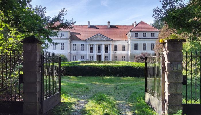 Zámok na predaj Siedlec, województwo wielkopolskie,  Poľsko