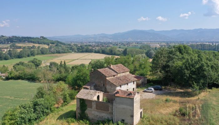 Vidiecky dom na predaj 06010 Citerna, Umbria,  Taliansko