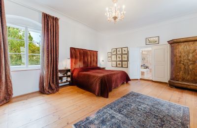 Zámok na predaj 4693 Desselbrunn, Horné Rakúsko, Der Masterbedroom samt Bad en Suite 