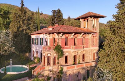 Historická vila na predaj Loro Ciuffenna, Toscana, Exteriérový pohľad