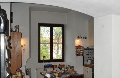 Zámok na predaj 84375 Kirchdorf am Inn, Hofmarkstraße 2, Bayern, 1. Stock: Blick in Küche (Terracotta + FBH)