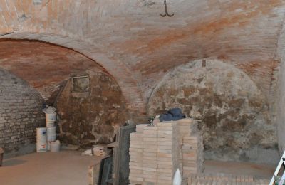 Zámok na predaj 84375 Kirchdorf am Inn, Hofmarkstraße 2, Bayern, Gewölbekeller mit Tuffsteinwand