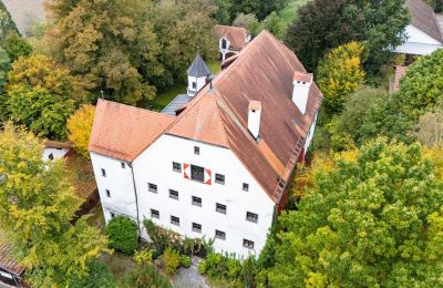 Zámok na predaj 84375 Kirchdorf am Inn, Hofmarkstraße 2, Bayern, © Oliver Bodmer (Drohnenaufnahme Von Osten)