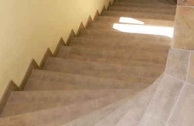 Kaštieľ na predaj Nógrád vármegye, Schodisko