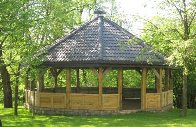 Kaštieľ na predaj Mołomotki-Dwór, województwo mazowieckie, altana