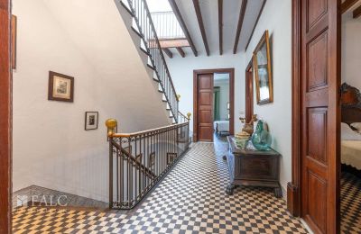 Stadspalats till salu Sóller, Balearen, Flur