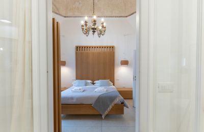 Stadshus till salu Ostuni, Puglia, Bild 24/45