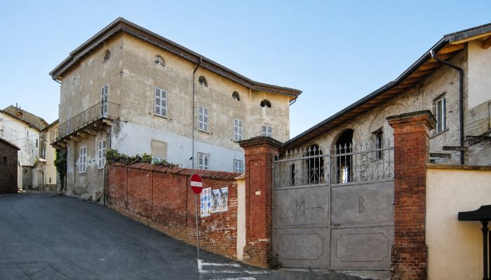 Mestský palác na predaj Alice Bel Colle, Piemont