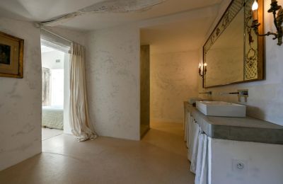 Lantgård till salu Uzès, Occitanie, Bild 15/31