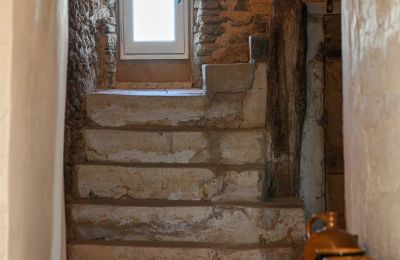 Lantgård till salu Uzès, Occitanie, Bild 18/31