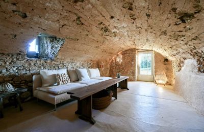 Lantgård till salu Uzès, Occitanie, Bild 5/31