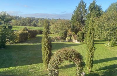 Vidiecky dom na predaj Mouzon, Nouvelle-Aquitaine, Záhrada