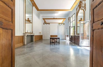 Byt v historickej budove na predaj Uzès, Occitanie, Obrázok 1/30