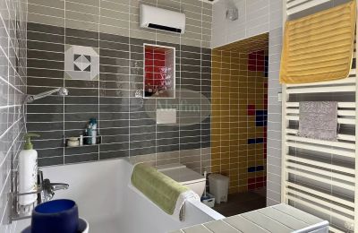 Kaštieľ na predaj Sauveterre-de-Béarn, Nouvelle-Aquitaine, Kúpeľňa