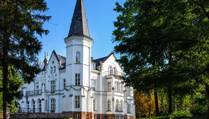 Historická vila na predaj Dolné Sliezsko