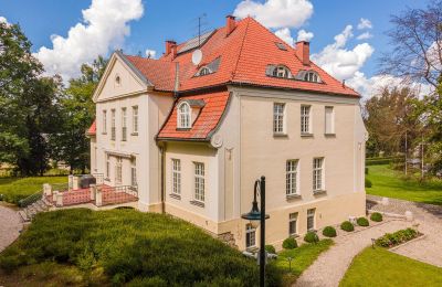 Zámok na predaj Marzewo, Warmia a Mazury, Pohľad zboku