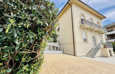 Historická vila na predaj La Spezia, Liguria, Exteriérový pohľad