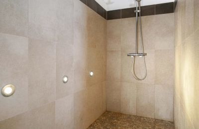 Historická nehnuteľnosť na predaj Uzès, Occitanie, Obrázok 18/20