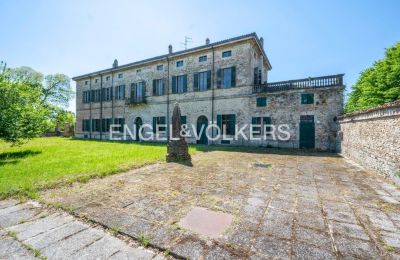 Historická vila na predaj Montechiarugolo, Emilia-Romagna, Dvor