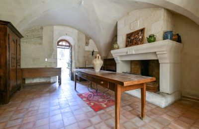 Historická nehnuteľnosť na predaj Uzès, Occitanie, Obrázok 1/14