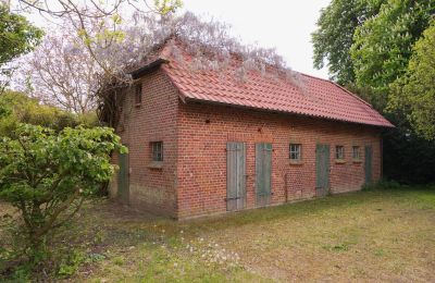 Kaštieľ na predaj 19073 Zülow, Dorfplatz 8, Mecklenburg-Vorpommern, Vedľajší dom