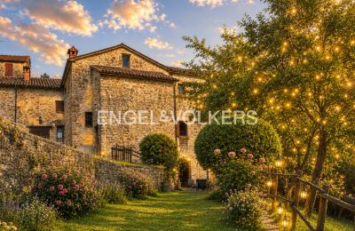 Vidiecky dom na predaj Ravarano Castello, Via Borgo Antico, Emilia-Romagna, Renovovaná Fasáda