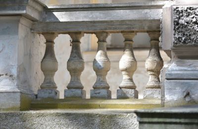 Historická vila na predaj Koszalin, Marszałka Józefa Piłsudskiego 53, Západné Pomoransko, balustrada,taras,kamień