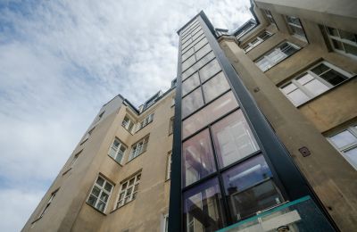 Byt v historickej budove na predaj Warszawa, Mokotowska, Mazovsko, Exteriérový pohľad