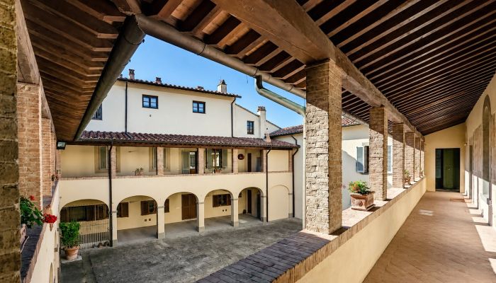 Byt v historickej budove na predaj Pisa, Toskánsko