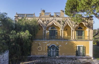 Historická vila na predaj Mesagne, Puglia, Pohľad z prednej strany