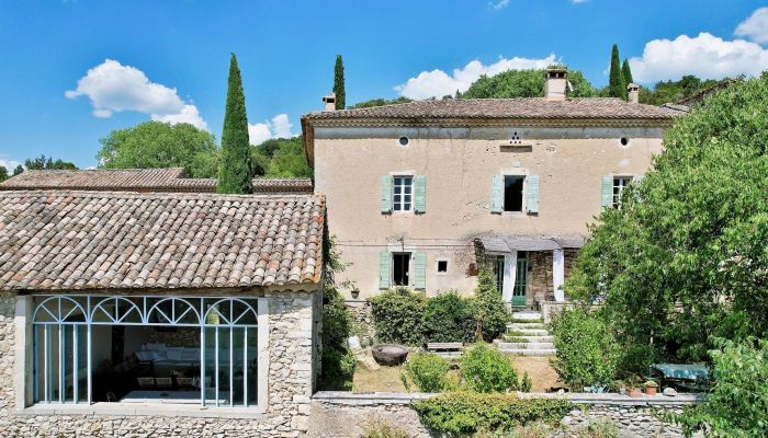  Uzès 2