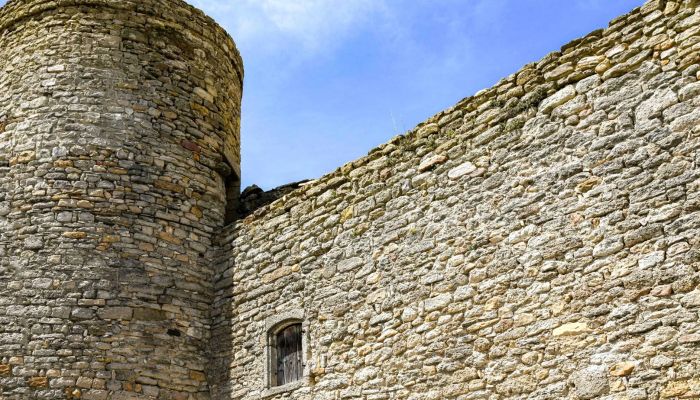 Historická nehnuteľnosť na predaj Uzès, Okcitánia