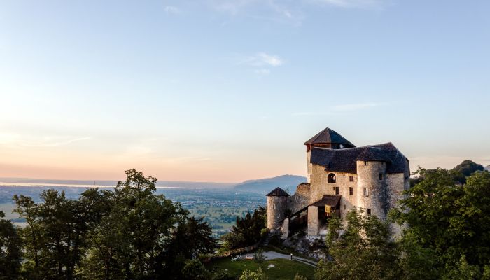 Zámok na predaj 6845 Hohenems, Vorarlberg