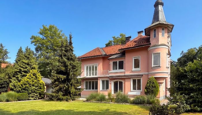 Historická vila so záhradou v Salzburgu-Maxglane