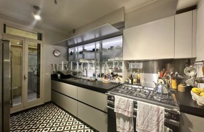 Apartmán v historickej budove na predaj Menton, Provence-Alpes-Côte d'Azur, Kuchyňa