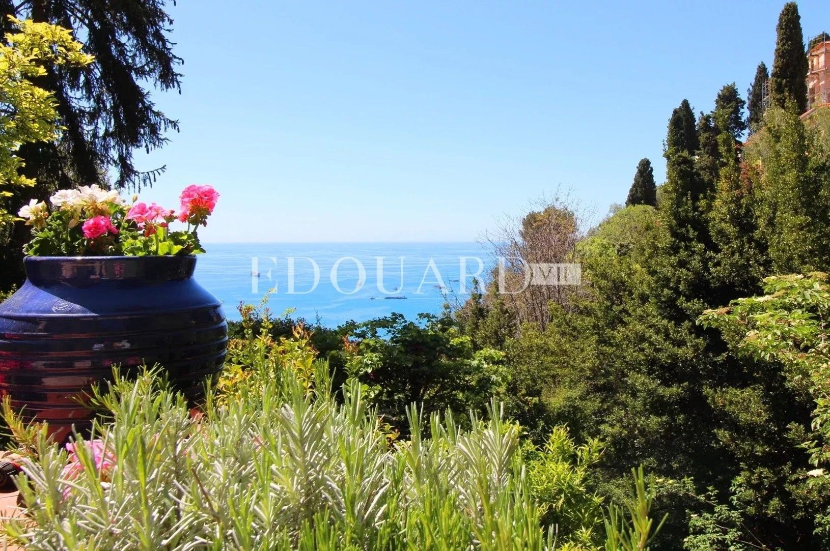 Fotky Vila v Roquebrune-Cap-Martin s veľkou terasou, záhradou a výhľadom na more