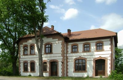 Vidiecky dom na predaj Pleszew, województwo wielkopolskie,, Pohľad z prednej strany