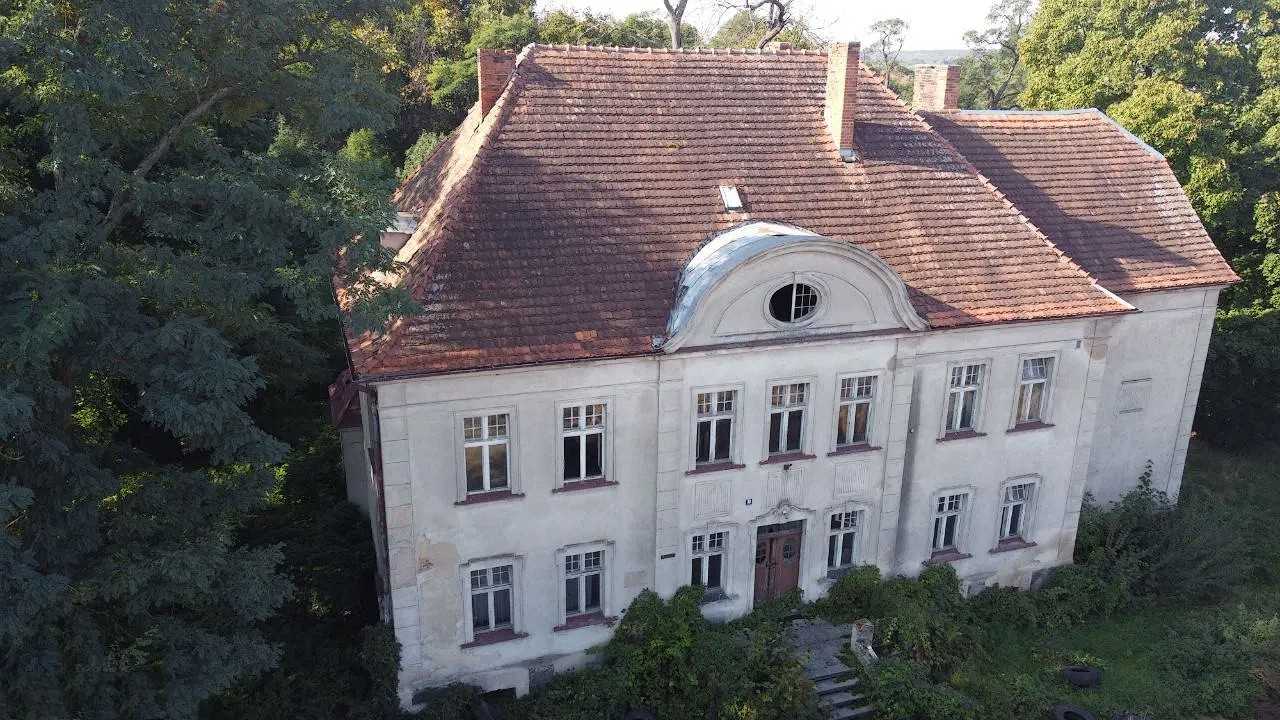 Fotky Neobarokový kaštieľ vo Wojnowiciach