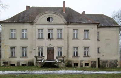 Kaštieľ na predaj Osieczna, województwo wielkopolskie, Pohľad z prednej strany