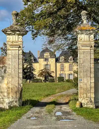 Ponuky nehnuteľností v Francúzsko Nouvelle-Aquitaine