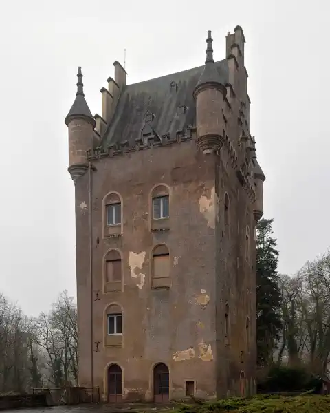 Fotiek /pp/lumen/chateaux-luxembourg.webp