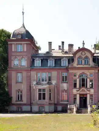 Kaštieľ v Brzeźnici, poľsko-nemecká hranica, Brzeźnica, Lubusko