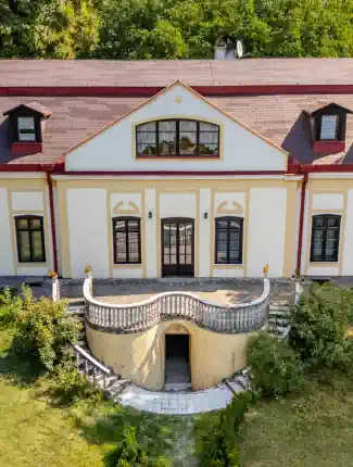 Kaštieľ v srdci Zemplína v blízkosti 3 štátov, kompletne zariadený, 45 min. od KE, Rakovec nad Ondavou, Košický kraj